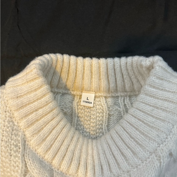 Knitted sweater size L - Picture 2 of 5